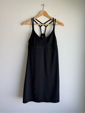Athleta Coastline Swim Dress M Black Strappy UPF 50 Built In Bra